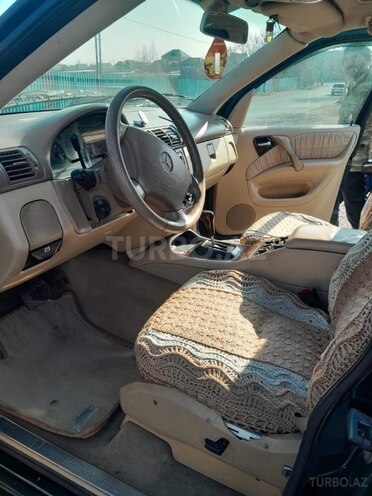 Mercedes ML 320 4MATIC 2000, 258,745 km - 3.2 l - Yevlax