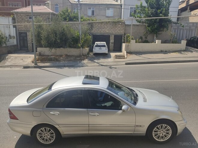 Mercedes C 200 2002, 400,000 km - 2.0 l - Bakı