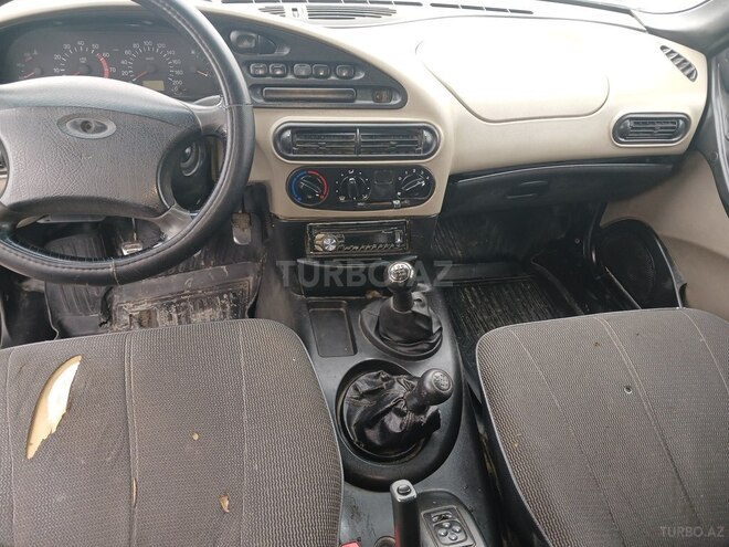 Chevrolet Niva 2005, 331,875 km - 1.7 l - Quba