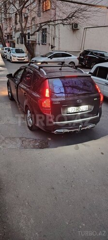 Kia Ceed 2011, 295,000 km - 1.4 l - Bakı