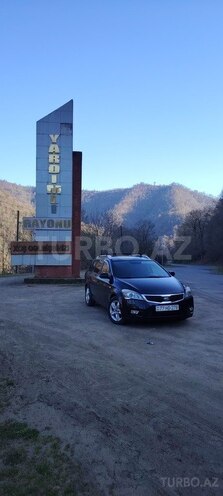 Kia Ceed 2011, 295,000 km - 1.4 l - Bakı