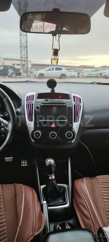 Kia Ceed 2011, 295,000 km - 1.4 l - Bakı