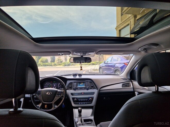 Hyundai Sonata-5