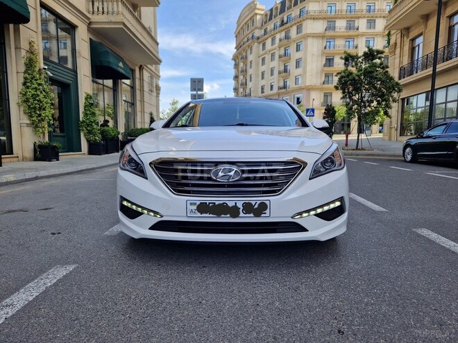 Hyundai Sonata-1