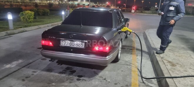 Mercedes E 250 1994, 555,550 km - 2.5 l - Bakı