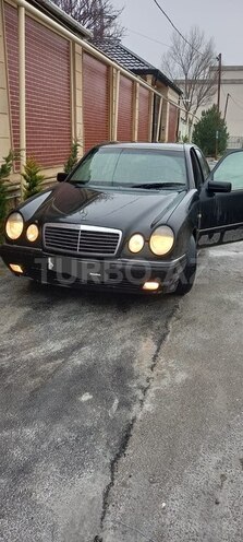 Mercedes E 200 1995, 250,000 km - 2.0 l - Bakı