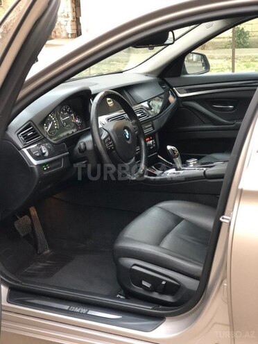 BMW 520 2016, 180,000 km - 2.0 l - Bakı