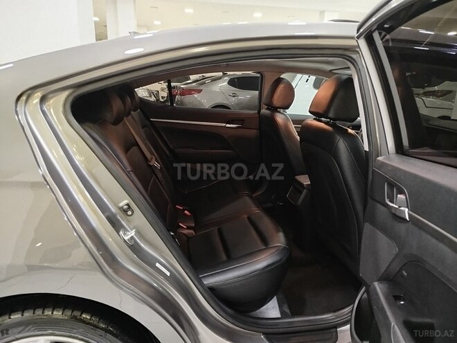 Hyundai Elantra 2019, 76,800 km - 2.0 l - Sumqayıt