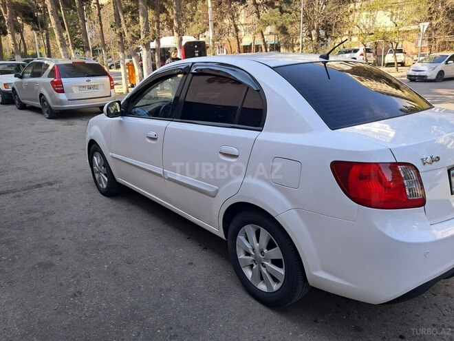 Kia Rio 2011, 268,764 km - 1.4 l - Bakı