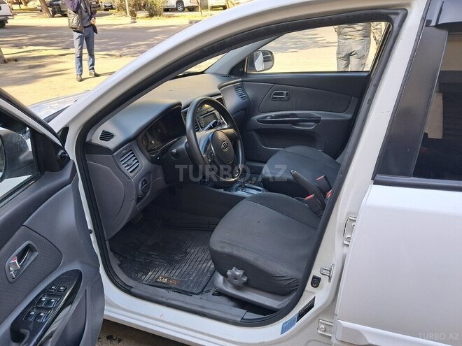 Kia Rio 2011, 268,764 km - 1.4 l - Bakı