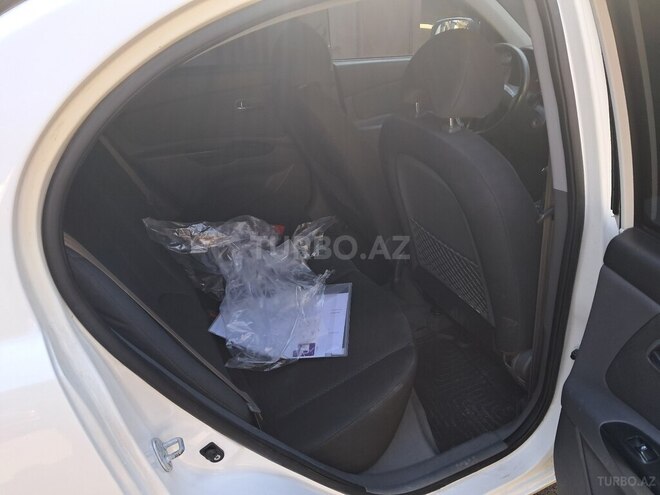 Kia Rio 2011, 268,764 km - 1.4 l - Bakı