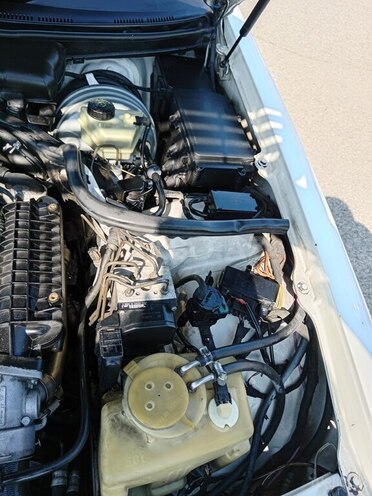 Mercedes E 220 d 2000, 480,000 km - 2.2 l - Bakı