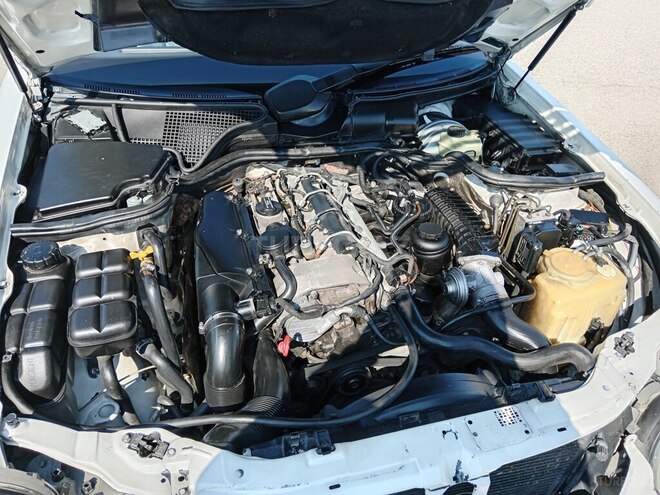 Mercedes E 220 d 2000, 480,000 km - 2.2 l - Bakı