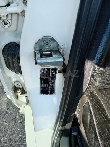 Mercedes E 220 d 2000, 480,000 km - 2.2 l - Bakı