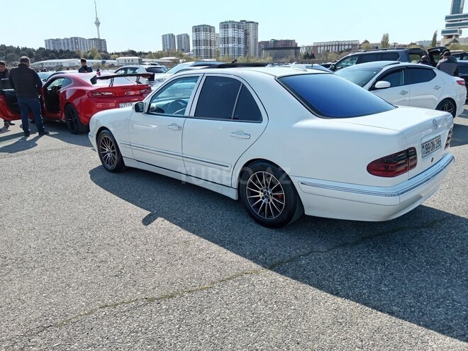 Mercedes E 220 d 2000, 480,000 km - 2.2 l - Bakı