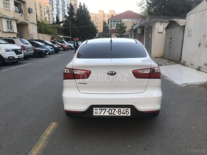 Kia Rio 2015, 82,000 km - 1.4 l - Bakı