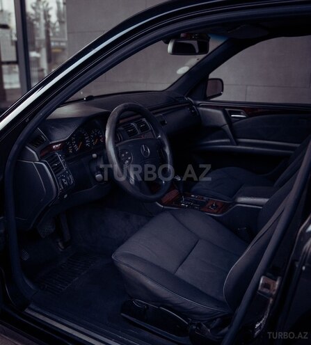 Mercedes E 230 1997, 400,000 km - 2.3 l - Hacıqabul