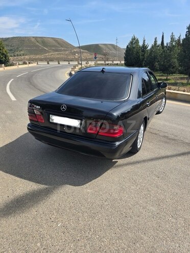 Mercedes E 230 1997, 400,000 km - 2.3 l - Hacıqabul
