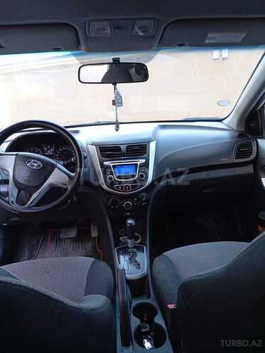Hyundai Accent 2012, 200,000 km - 1.4 l - Bakı