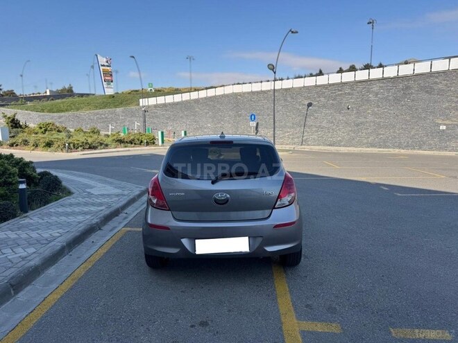 Hyundai i20-7