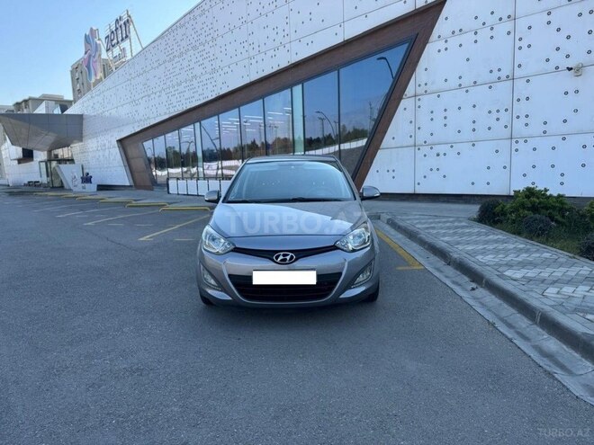 Hyundai i20-3