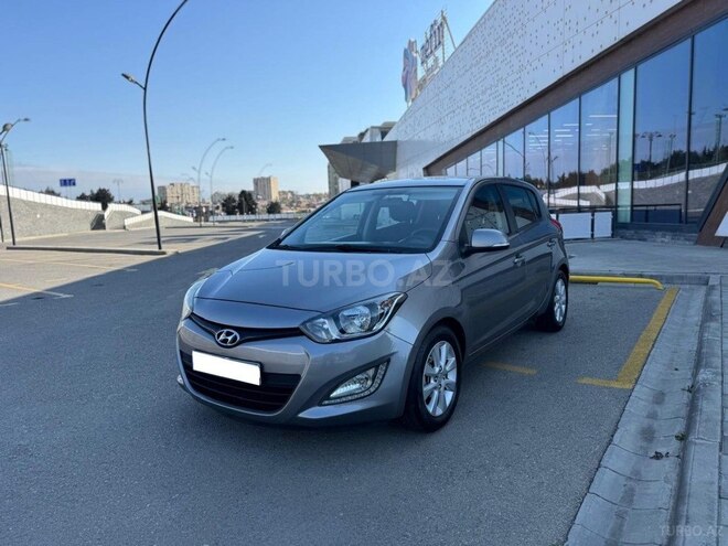 Hyundai i20-2