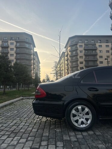 Mercedes E 220 d 2008, 294,000 km - 2.2 л - Bakı