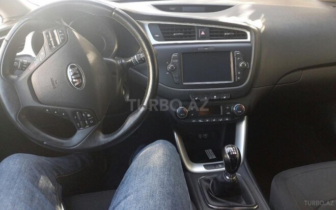 Kia Ceed 2016, 210,000 km - 1.6 l - Bakı