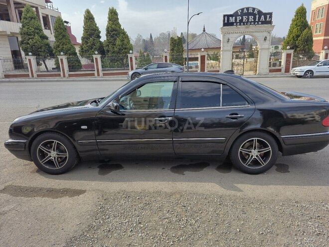 Mercedes E 240 1997, 311,000 km - 2.4 l - Gəncə