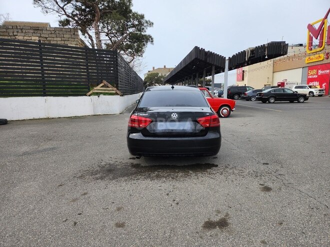 Volkswagen Passat 2012, 195,000 km - 2.5 л - Bakı