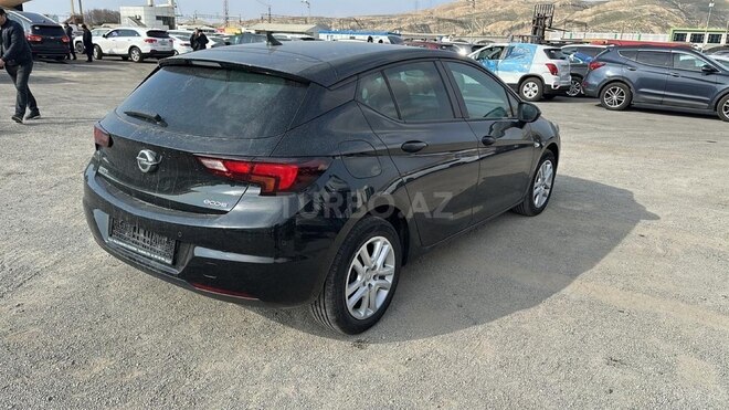 Opel Astra 2016, 136,000 km - 1.0 l - Bakı