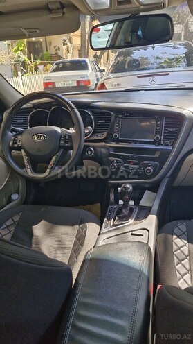 Kia Optima-10