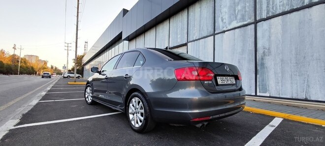Volkswagen Jetta 2013, 230,941 km - 1.8 l - Bakı
