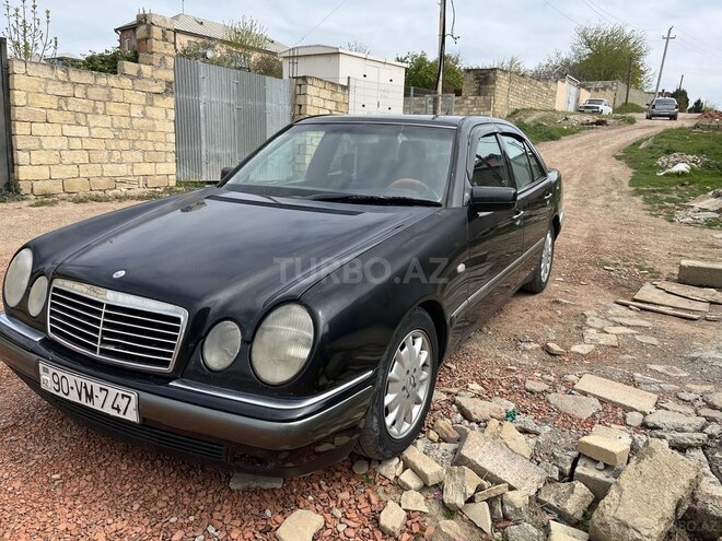 Mercedes E 240 1998, 405,138 km - 2.4 l - Bakı
