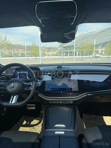 Mercedes E 300 e 4MATIC 2023, 13,000 km - 2.0 l - Bakı
