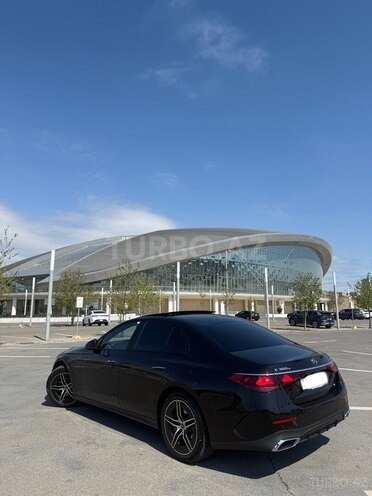 Mercedes E 300 e 4MATIC 2023, 13,000 km - 2.0 l - Bakı