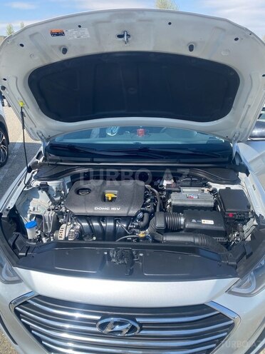 Hyundai Elantra 2017, 100,000 km - 2.0 l - Bakı