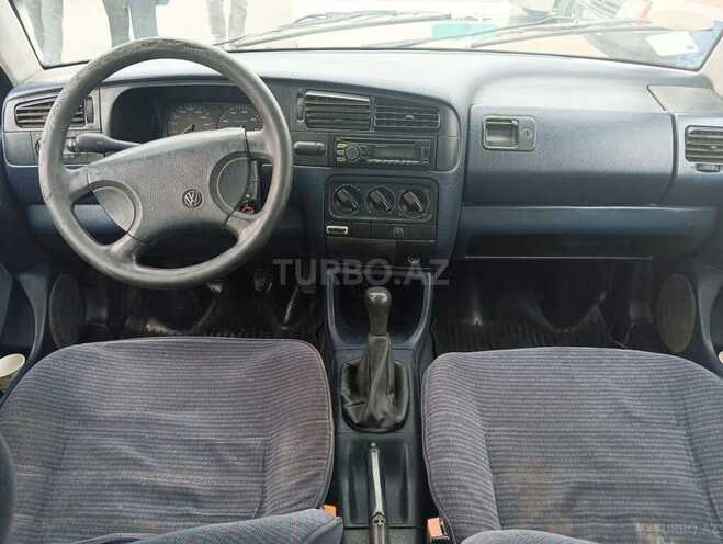 Volkswagen Golf 1992, 97,000 km - 1.8 l - Bakı