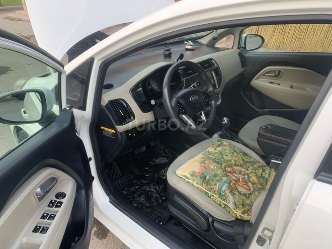 Kia Rio 2012, 178,000 km - 1.6 l - Şəmkir