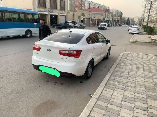 Kia Rio 2012, 178,000 km - 1.6 l - Şəmkir