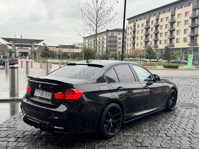 BMW 320-4