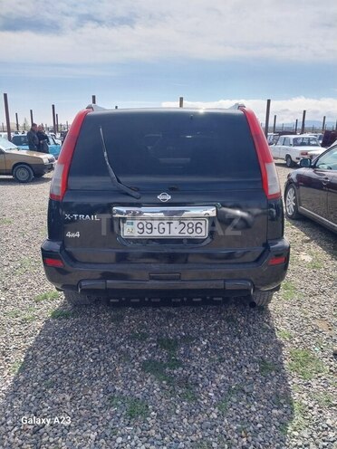 Nissan X-Trail 2001, 375,000 km - 2.0 l - Gəncə