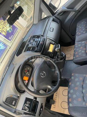 Mercedes Vito 111 2010, 186,000 km - 2.2 l - Bakı