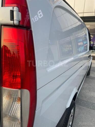 Mercedes Vito 111 2010, 186,000 km - 2.2 l - Bakı