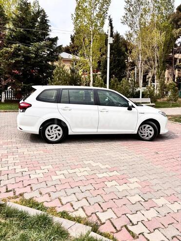 Toyota Corolla Fielder 2017, 108,000 km - 1.5 л - Bakı