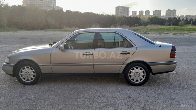 Mercedes C 180 1997, 300,000 km - 1.8 л - Bakı
