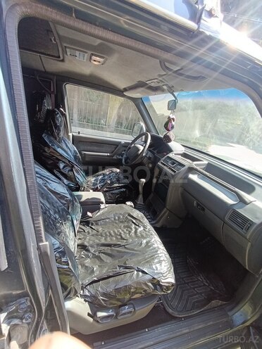 Mitsubishi Pajero 1994, 200,000 km - 2.8 l - Bakı