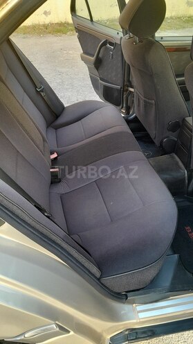 Mercedes C 180 1997, 300,000 km - 1.8 л - Bakı