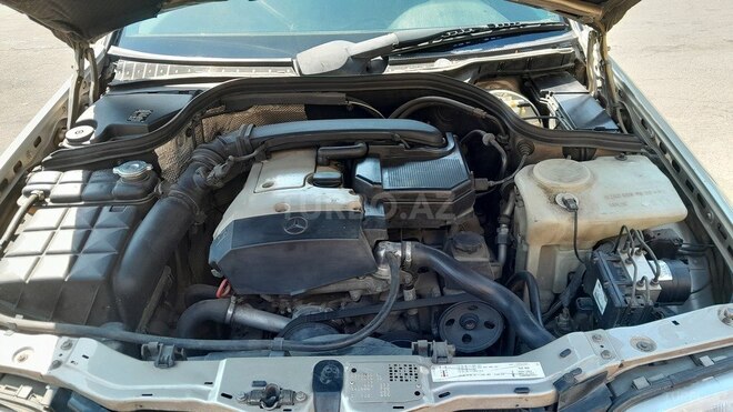 Mercedes C 180 1997, 300,000 km - 1.8 л - Bakı