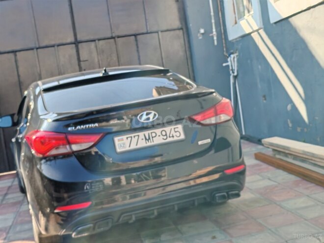 Hyundai Elantra 2015, 156,983 km - 1.8 л - Bakı